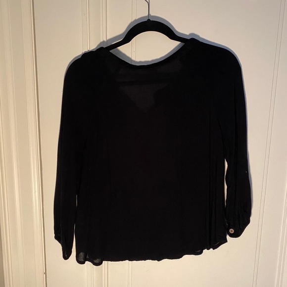 Forever 21 Black 3/4 Length Shirt - Picture 2 of 4